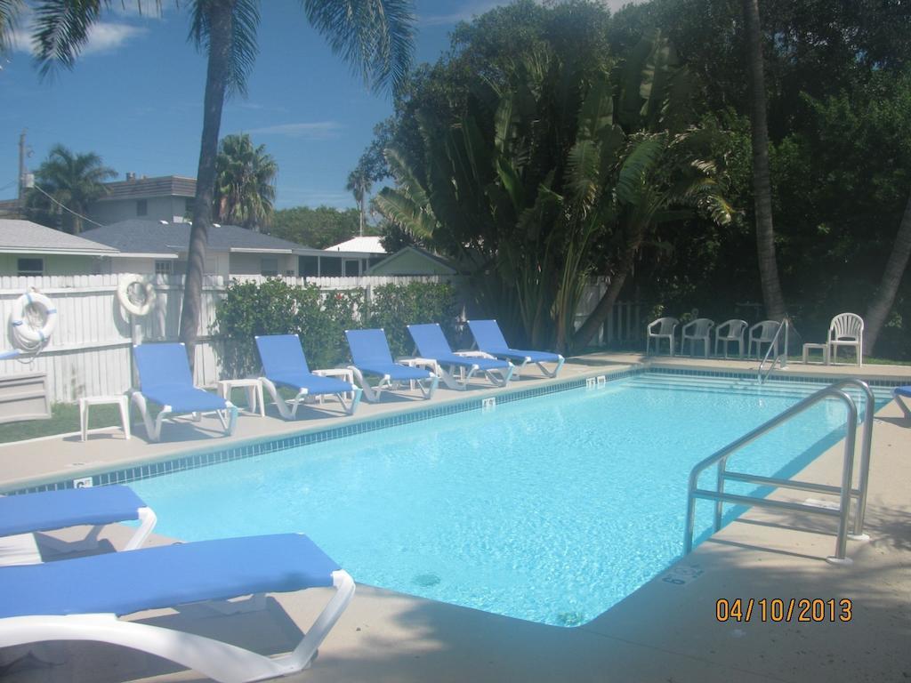 Queens Gate Resort Bradenton Beach Exterior foto